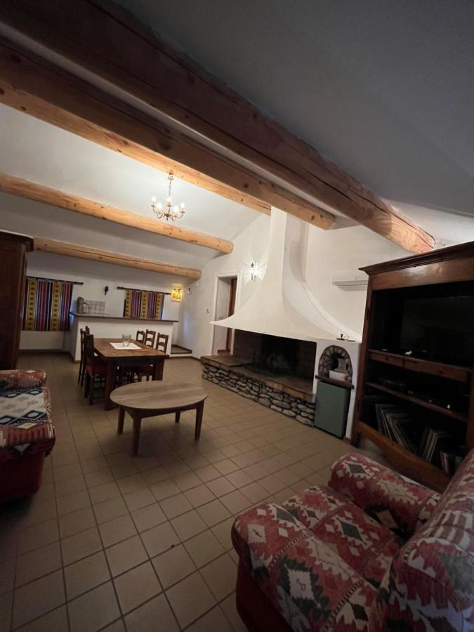 Le Cabanon Des Cigales Provencale Vila Puyméras Exterior foto